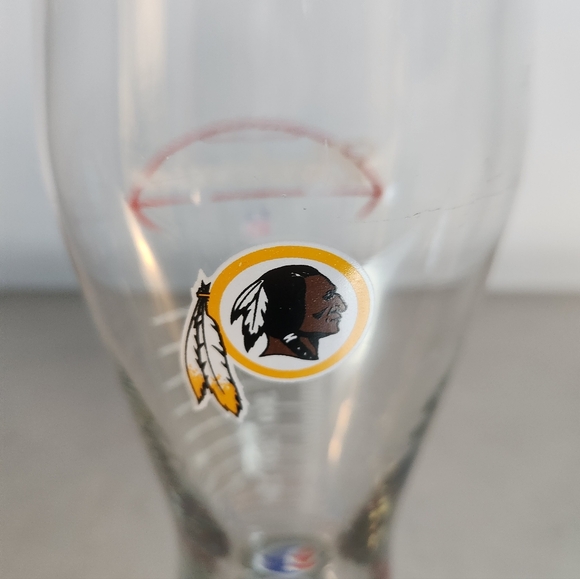 Washington Redskins Pint Glass - Picture 3 of 3